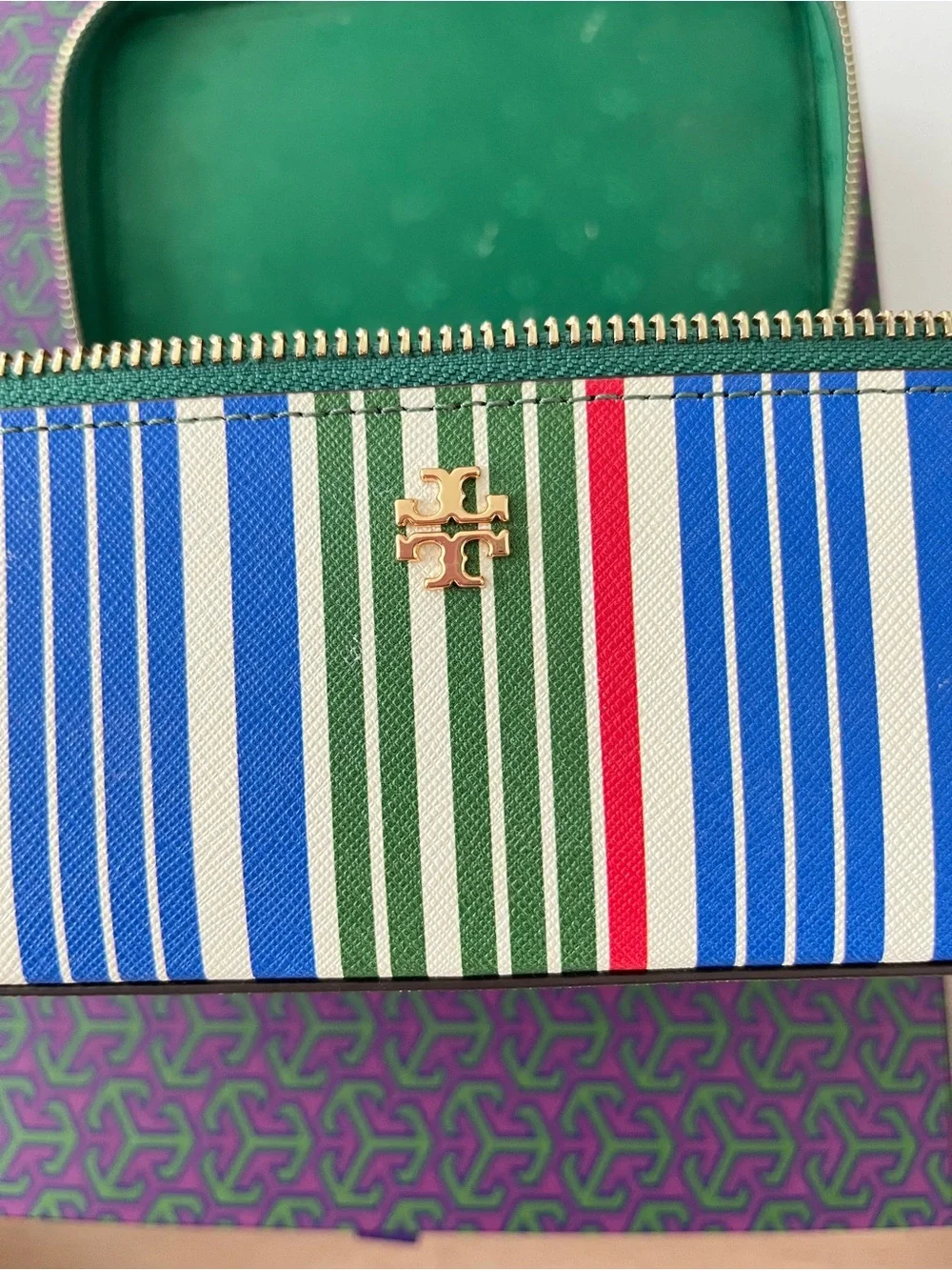 Nice Robinson Tory Burch Green Blue Striped Top-Handle Cosmetic Case